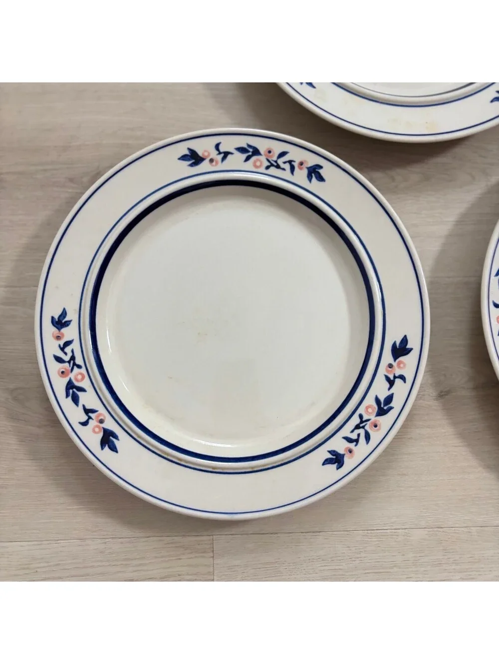 (3) Ranmaru Debonaire White Floral Dinner Plates 10.5